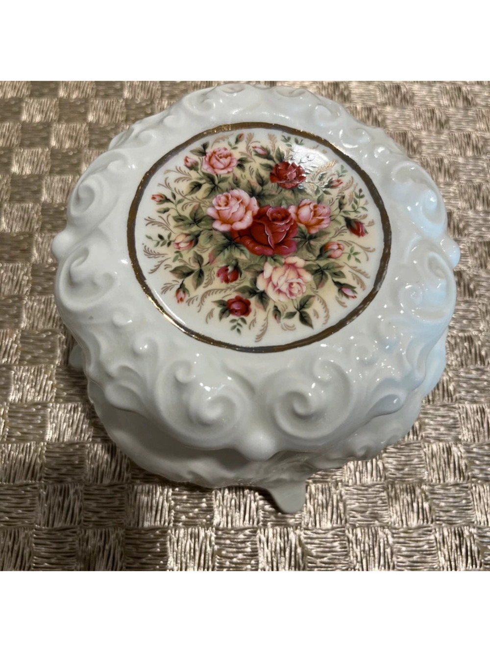 Vintage ceramic jewelry box